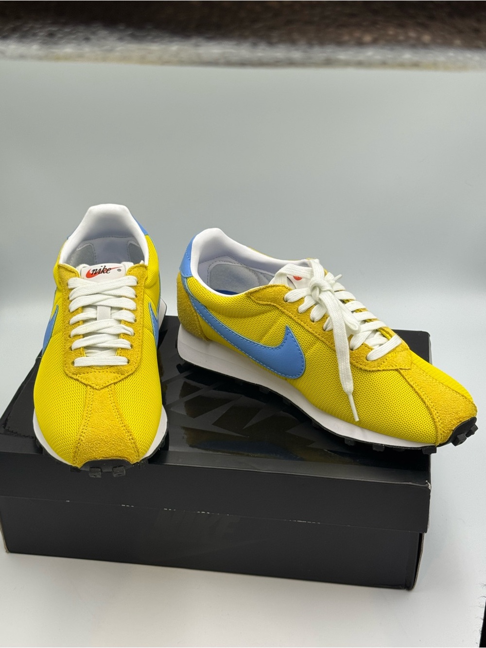 Nike LD-1000 Women’s 9.5 Lightning Yellow University Blue HF3227-700 NIB - Picture 5 of 13